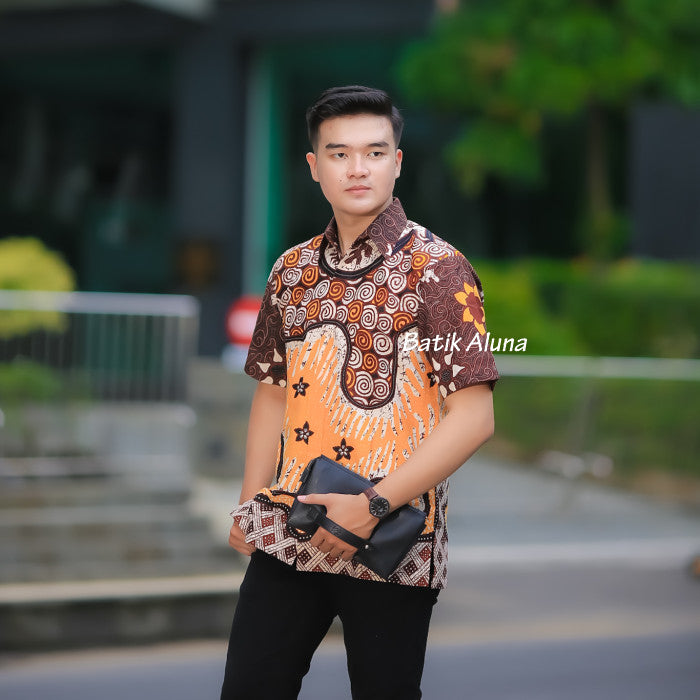 Kemeja Batik Pria Lengan Pendek Premium Full Furing Aluna Solo 019