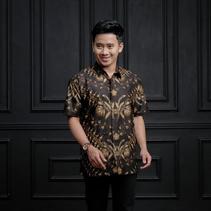 KEMEJA BATIK PRIA LENGAN PENDEK - BAJU BATIK PRIA PEKALONGAN TERLARIS