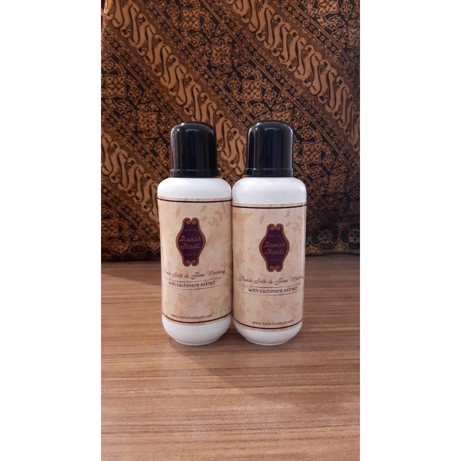 LERAK BATIK DANAR HADI 270ml | Batik Detergent | Batik Treatment